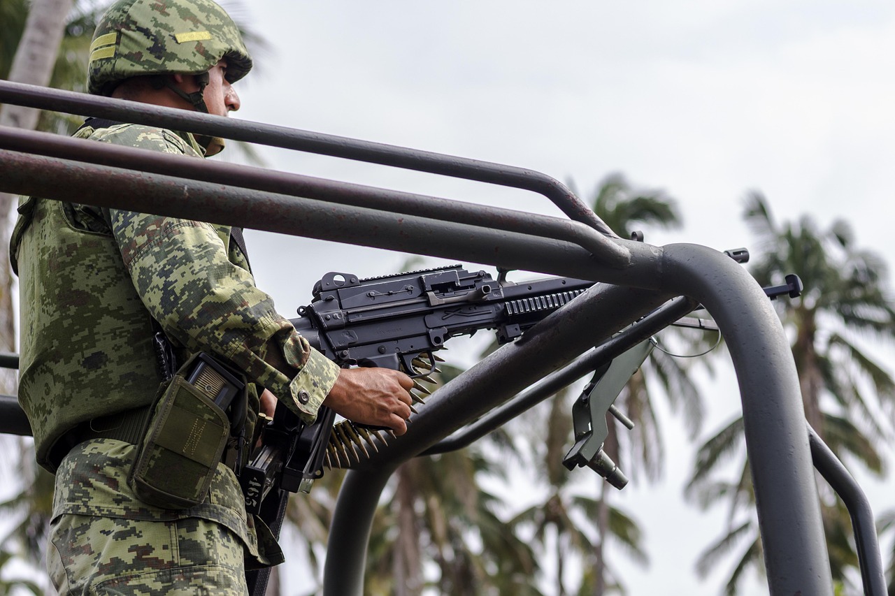 微信小号买卖：实名制账号能够帮助人们避免网络骚扰？