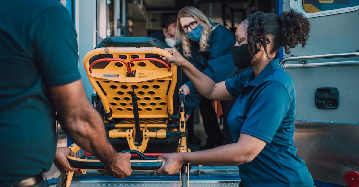 eSIM卡实名账号：快用苹果助手详情下载教程app